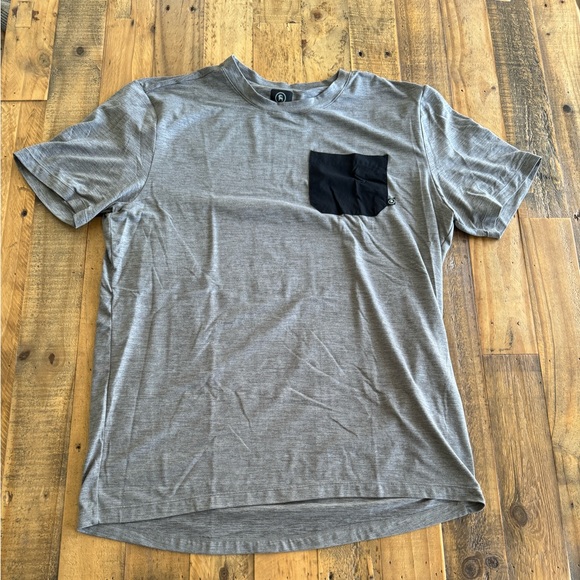Backcountry Destination Pocket Tees - Picture 1 of 2
